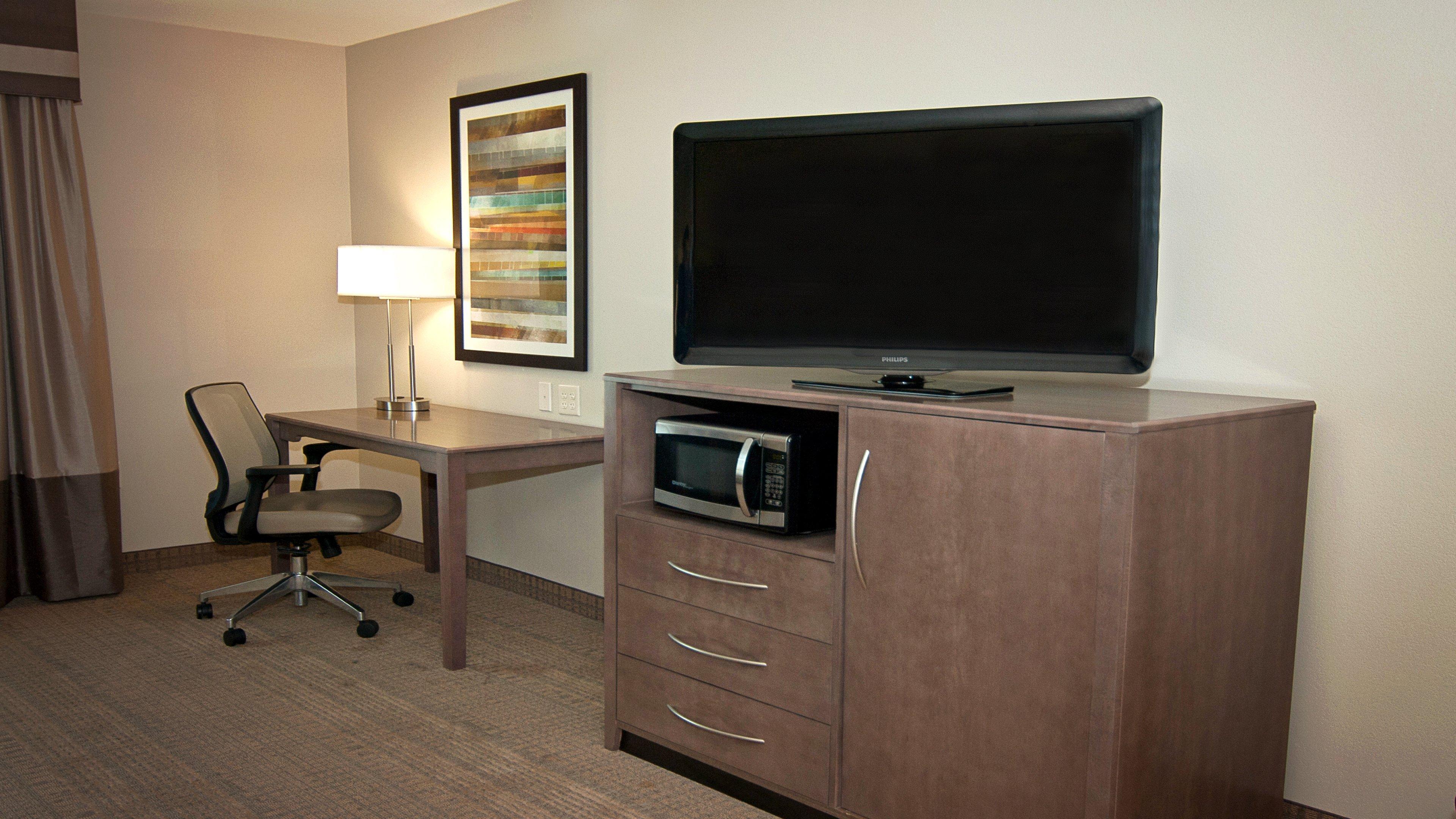 Holiday Inn Express Hotel & Suites Wichita Northeast By Ihg Exterior foto